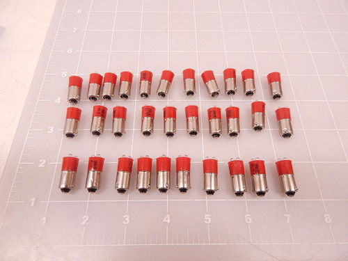 LOT OF 31 WL-18620450 LED BULB LAMP T73744