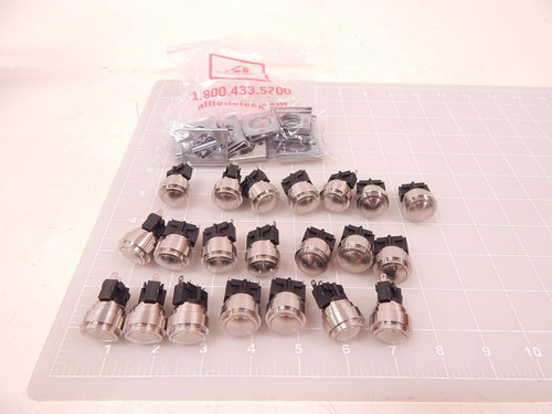 LOT OF 21 BULGIN MP0034/3 PUSH BUTTON SWITCHES T73757