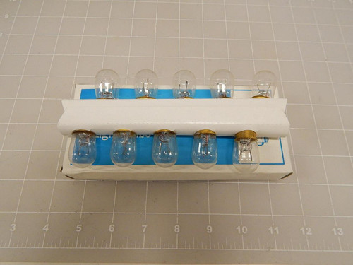 LOT OF 10 LIGHT BULB 1317 QUALITY LAMPS T72471