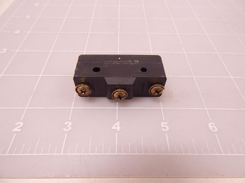 BZ-R36-A2 MICRO SWITCH 10 A 125 250 480 VAC 1/2 HP 125 VAC 1/4 HP 250 VAC T79414