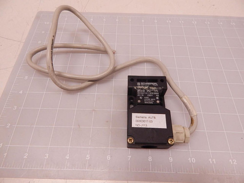 SCHMERSAL AZ 16 ZVRK SAFETY INTERLOCK SWITCH T82415