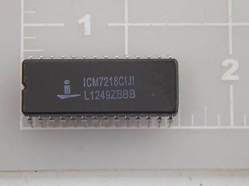 LOT OF 87 INTERSIL ICM7218CIJI L1249ZBBB LED DISPLAY DRIVERS DISPLAY 8 DIG LED DRIVER 28CDIP IND T88299