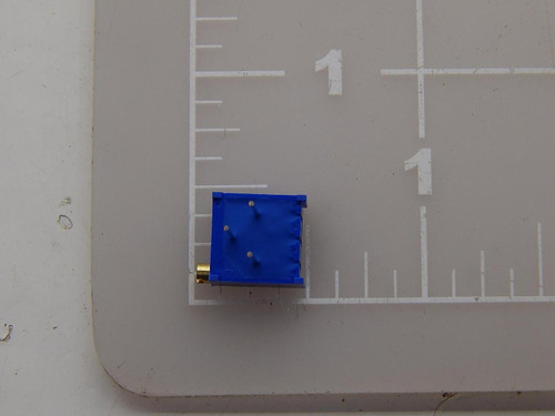 LOT OF 69 BOURNS 3296P-1-501LF TRIMMER RESISTORS - THROUGH HOLE 3/8IN 500 OHM SEALED HORIZONTAL ADJUST T88542