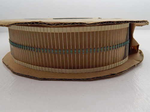 LOT OF 4950 SFR55D 8K25 RESISTORS T88701