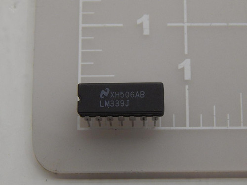LOT OF 24 TEXAS INSTRUMENTS XH506AB LM339J ANALOG COMPARATORS QUAD DIFFERENTIAL COMPARATOR ALT 595-LM339DR T88556