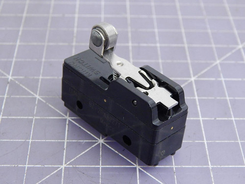 Lot of 10 Micro Switch BZ-2RW82271 Basic / Snap Action Switches BASIC SWITCH SPDT 16A 480VAC 250VDC T102861 For Sale