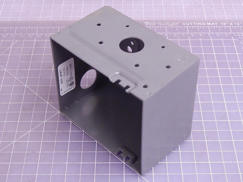 Lot of 24 137241/0027 Case Mare Enclosure T101915 For Sale