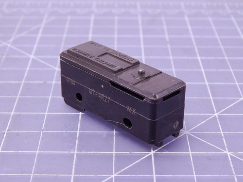 Lot of 225 Micro Switch MT-4R27 Basic / Snap Action Switches LARGE BASICS T104557 For Sale