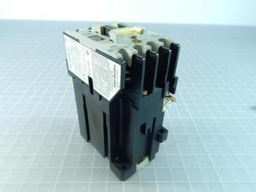 Allen Bradley 100-A09NZ*3 Contactor T104646 For Sale