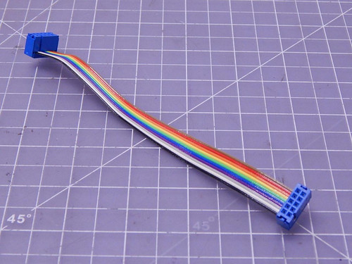 LOT OF 3300 NCH TVX1H100MAA CONNECTOR CABLES T104370