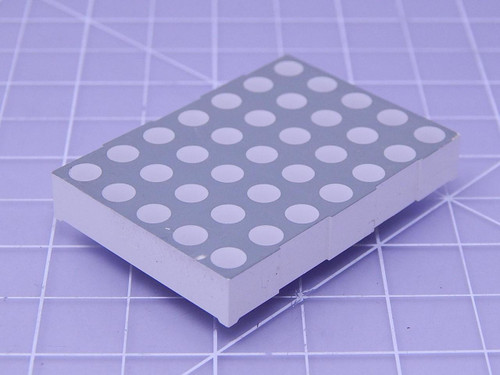 Lot of 250 AOM-C20571E Dot Matrix Displays T112131 For Sale