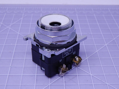 Cuttler Hammer 10250T181N Light T113950 For Sale