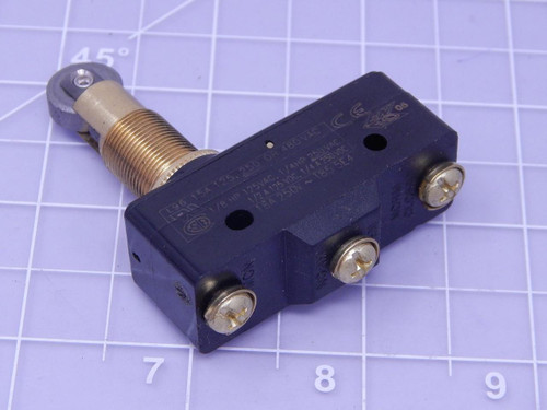 Micro Switch BZ-2RQ18-A2 Basic / Snap Action Switches 15 A ROLLER PLUNGER T121868 For Sale