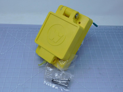 Molex 1301470155    30A/125V MTR BASE COVER PLATE 25 For Sale