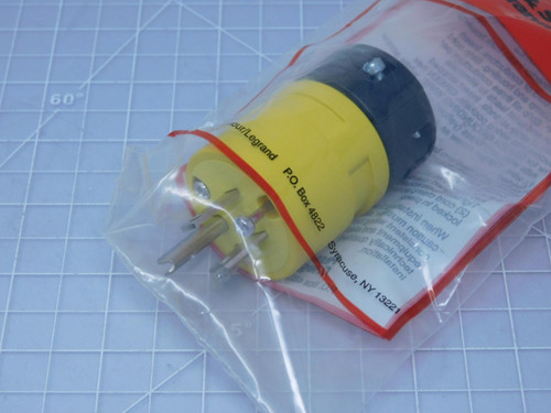 Pass & Seymour 1301410018    P & S Supr-Safway plug NEMA 5-15 15A For Sale