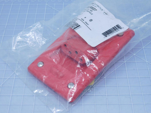 Molex 43321 1300190027   Safety-Plug DB 4P ANGLE RECEPTACLE RED For Sale