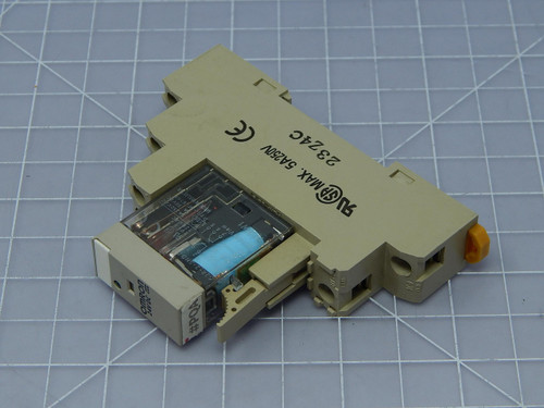 Omron  G2R-2-SND (S)    Relay w/ Base For Sale
