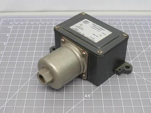 United Conveyor 353302-1  Pressure Switch For Sale