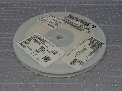 Lot of 3000 Vishay DALCRCW06035K90FKEA C626-922-590 Thick Film Resistors - SMD 1/10 watt 5.9Kohms 1% For Sale