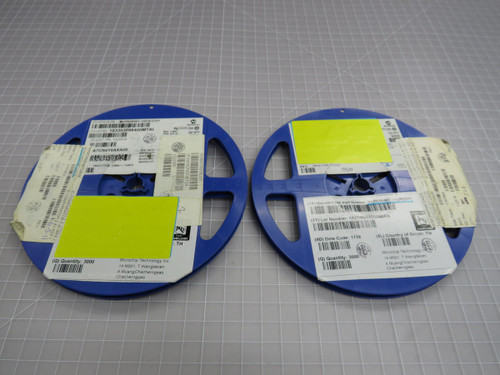 Lot of 550 Microchip Technology  MCP65R46T-2402E/CHY  Analog Comparators Single Open Drain Comparator 2.4V Ref
  For Sale