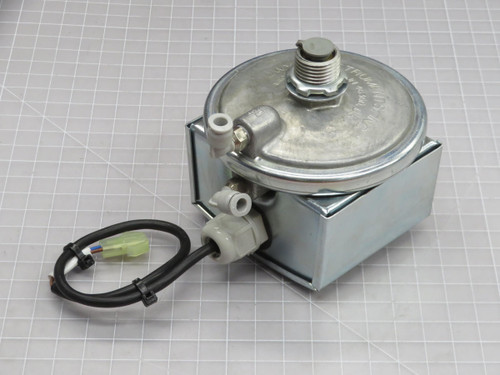 Dwyer  1823-0  Differential Pressure Switch  For Sale