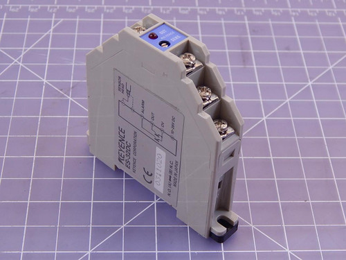 Keyence ES-32DC Proximity Switch Amplifier T100150 For Sale