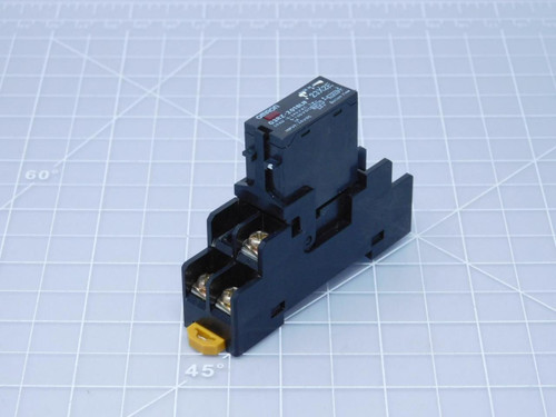 Lot of 4 Omron G3RZ-201SLN 23X2E Solid State Relays - PCB Mount 24VDC T125681 For Sale