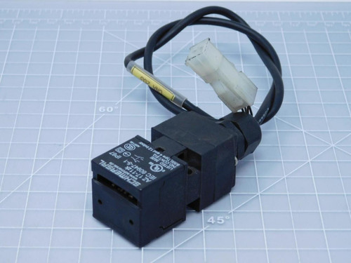 Schmersal AZ 17-11zk Safety Interlock Switch T125772 For Sale