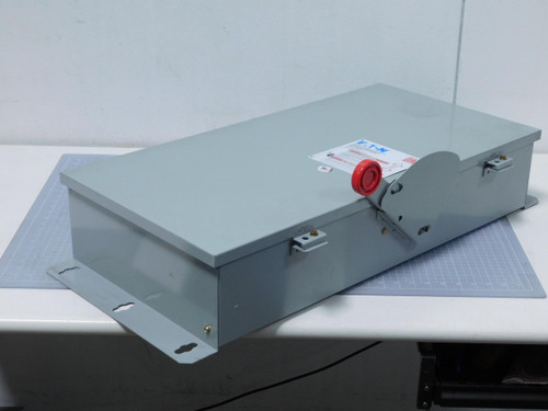 Eaton DCG3064URM    3 Circuit Photocoltaic Disconnect Switch 200 A 600 V For Sale