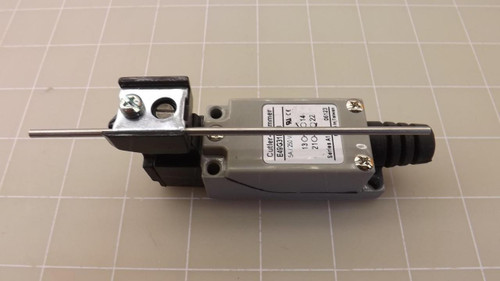 CULTER-HAMMER E49G31DP3 LIMIT SWITCH T25292