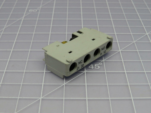 Siemens 3NW7903-1  Auxiliary switch for compact fuse holders AC 12 5 A-250 V 1 NC 1 NO  For Sale