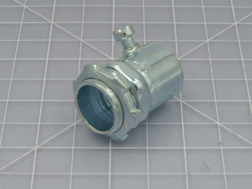 Lot of 100 Crouse-Hinds 450S  Set Screw type box connector for thin wall (EMT) Conduit  For Sale