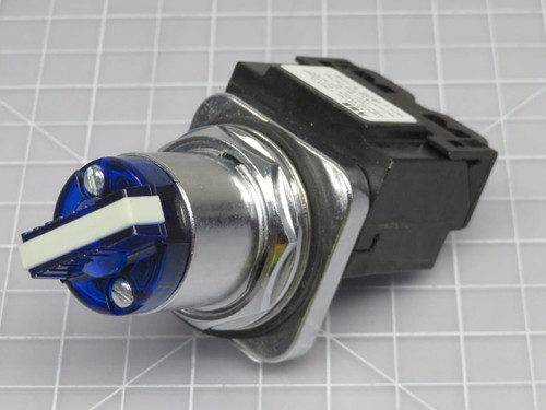 ABB  A3SSAA-6L2L-00 A3XML2L Illum Selector Opera 2 Pos A Cam  Full volt 24 V Blue  For Sale
