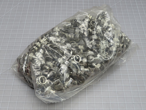 LOT OF 250 COMMSCOPE 1265625 BAYONET SLEEVE BNC PLUG PLT T206914