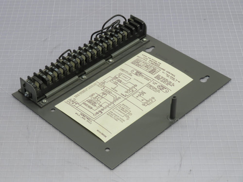 Honeywell  Q295A 1039  PANEL MOUNTING PLATE  For Sale