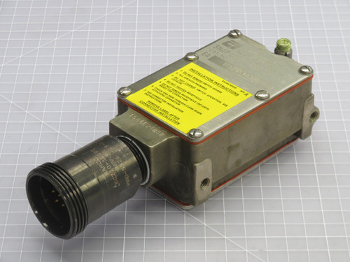 NAMCO  EA180-31602  LIMIT SWITCH SNAP LOCK  For Sale