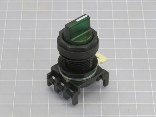CUTLER HAMMER  E22SBF3  KNOB SEL. SWITCH  For Sale