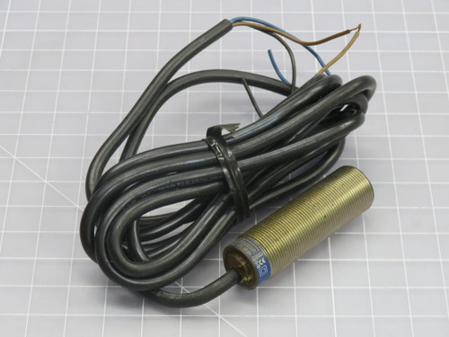 TELEMECANIQUE  XS1M18PA370  INDUCTIVE PROXIMITY SENSOR  For Sale