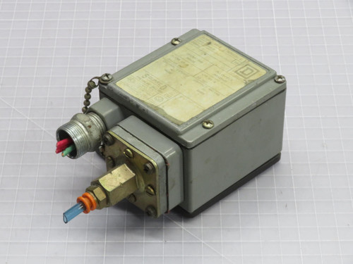 SQUARE D  GAW-5  ELECTROMECHANICAL PRESSURE AND LEVEL SWITCH ADJUSTABLE PRESSURE  For Sale