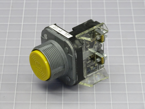 ALLEN BRADLEY  800T-A9D1  PUSH BUTTON  For Sale