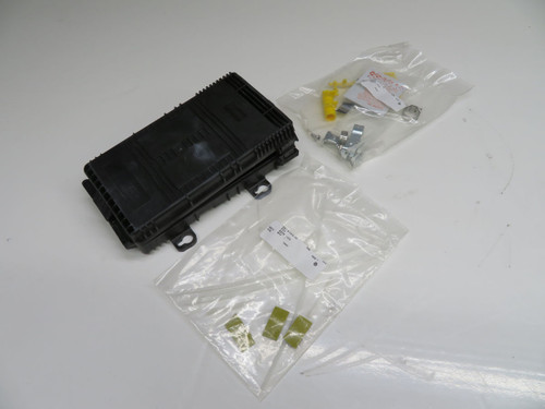 COMMSCOPE  760239928 FDC-W8-S1/4-00-NN   For Sale