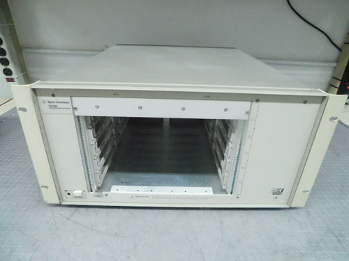 AGILENT E3238S SIGNALS DEVELOPING SYSTEM MAINFRAME VXI M6842