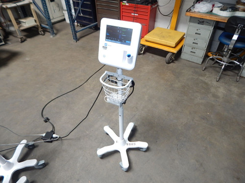 Hillrom  Welch Allin 4400    For Sale