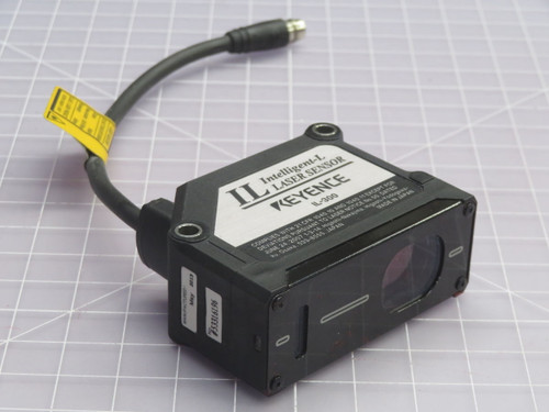 KEYENCE  IL-300    For Sale