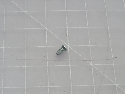 NOB LOT OF 50000 WURTH 4-26837-0021 7242003025990 SCR-TRS-FLT-PLA-ST-(ZN)-PH-3_24X1/4 T265410 For Sale