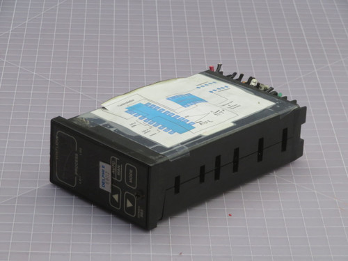 USED WATLOW 985A-2DA0-0000 TEMPERATURE CONTROLLER T265546 For Sale