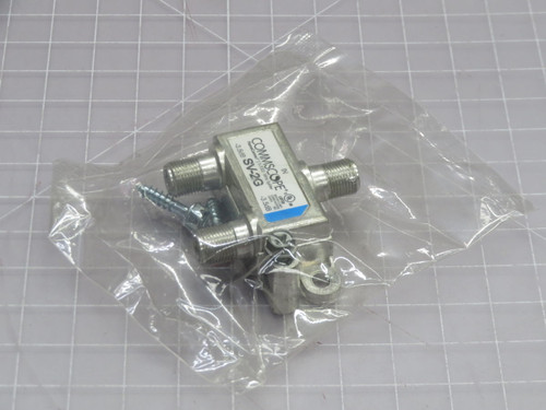 NOB LOT OF 50 COMMSCOPE SV2G SV2G 2-WAY COAXIAL SPLITTER CONNECTORS T265763 For Sale