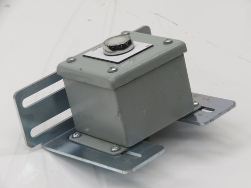 NIB HONEYWELL RSA1142471.BUY05 JAM RESTART PUSH BUTTON SWITCH W ENCLOSURE INTELLIGRATED T266135 For Sale