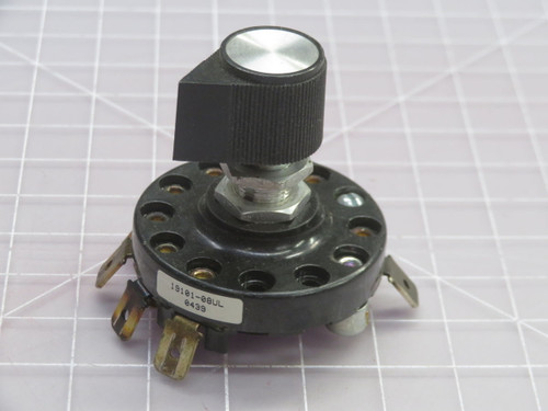 USED GRAYHILL 9101-08UL 191 0439 15A 125 VAC NI IA 125 VDO KNOBS T266155 For Sale