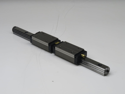 NOB LOT OF 2 NSK LA300510BNC2-01P43 LA300510BNC2-02P43 PAIR OF RAILS T267573 For Sale